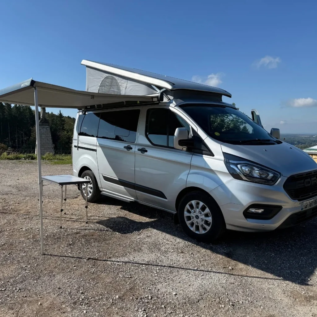 Van aménagé Ford Nugget – Location van aménagé Vosges Doubs